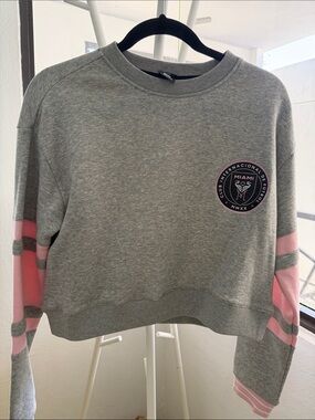 MIAMI CLUB INTERNACIONAL DE FUTBOL Cropped Sweatshirt